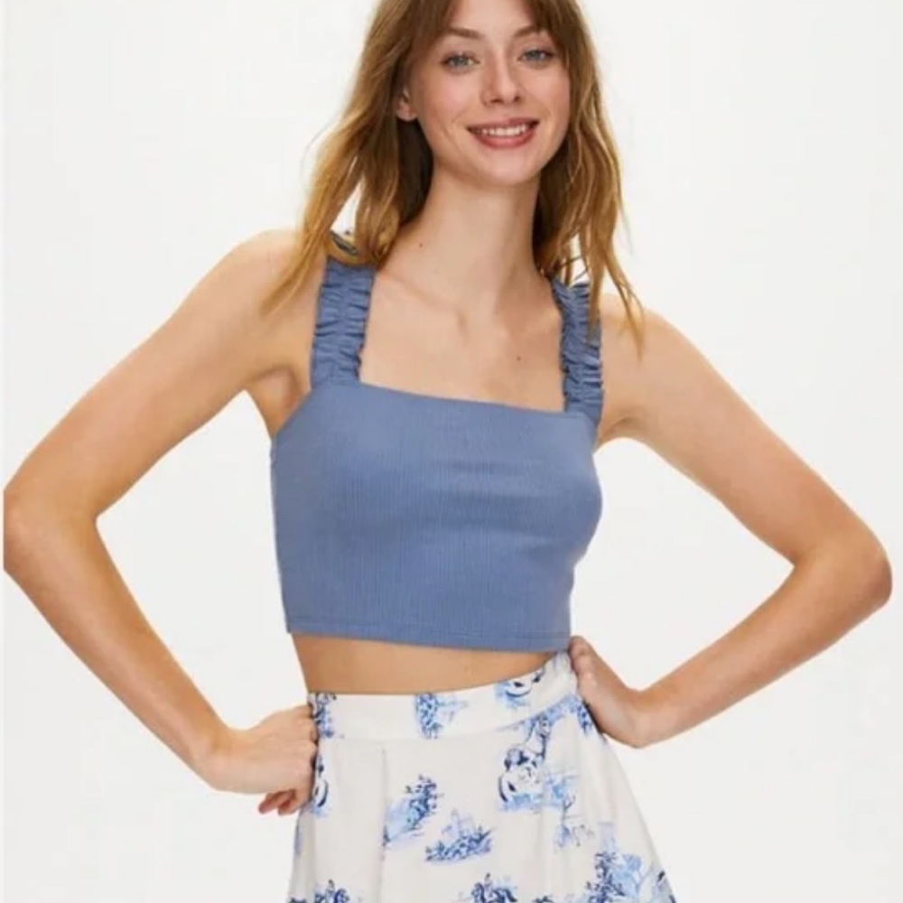 Sunday Best Light Blue Ruffle Strap Crop Top Size M